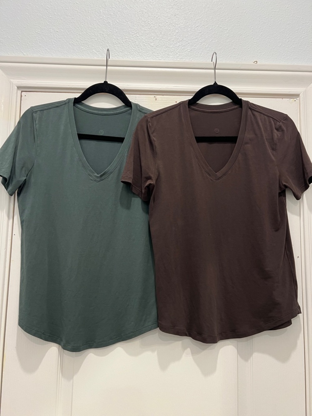 lululemon athletica V-Neck love Short Sleeve Tee in Green and Brown